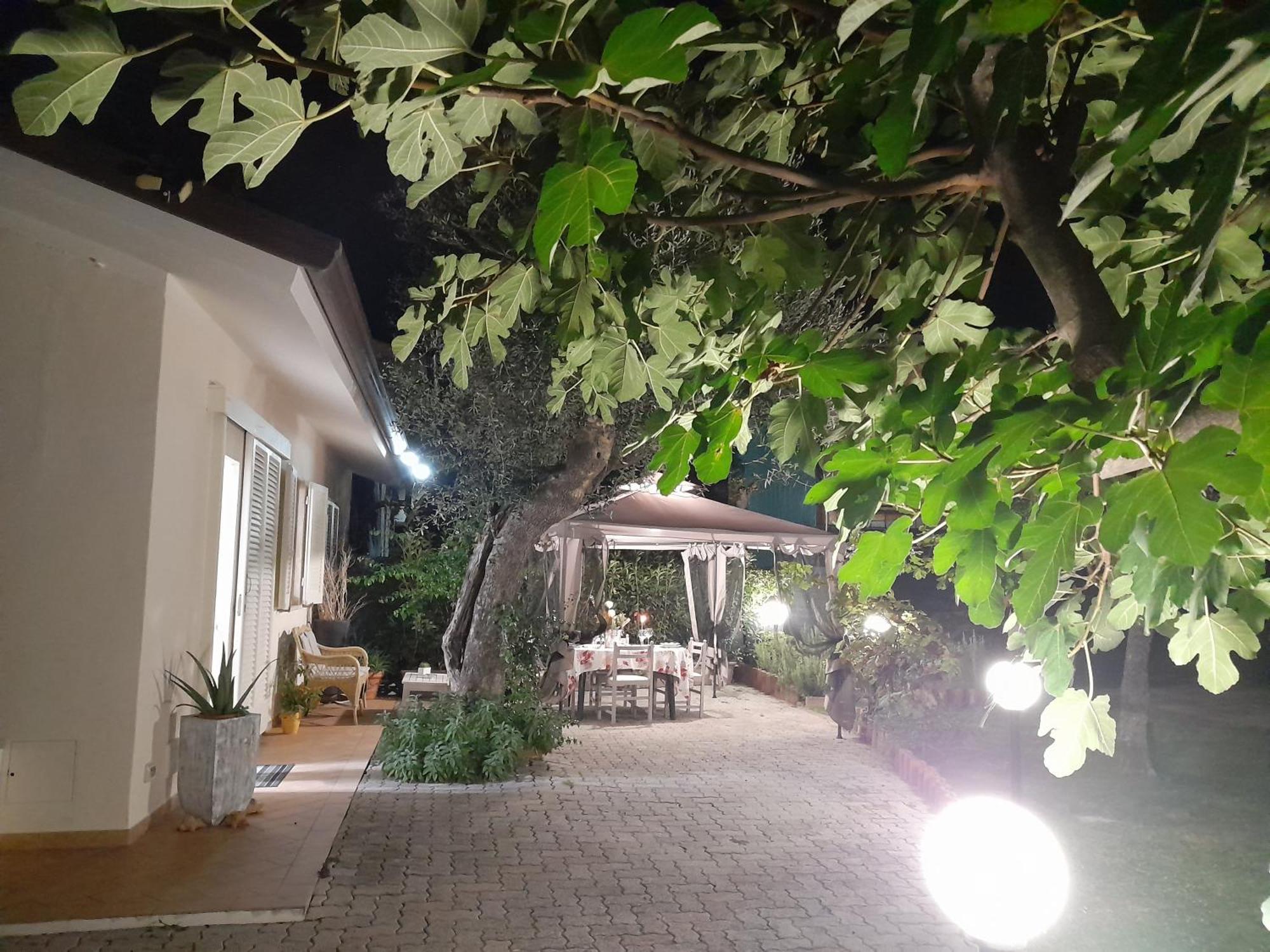 Casa In Campagna A Tre Chilometri Dal Mare Con Parcheggio Privato Villa Querceta Exterior photo